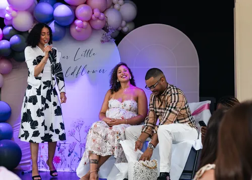 Baby shower photograph